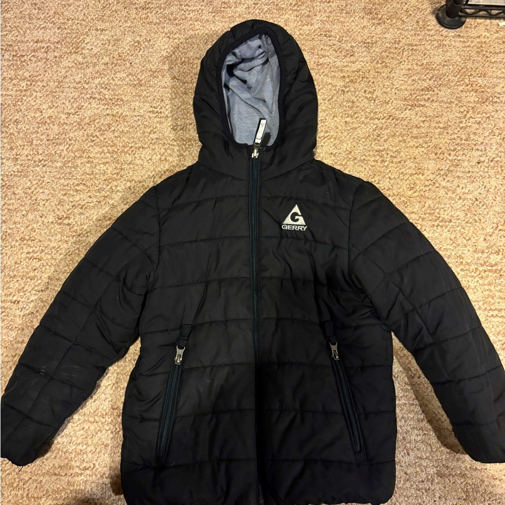Gerry Youth Hooded Winter Jacket BLACK - size small 6/7 zippered pockets